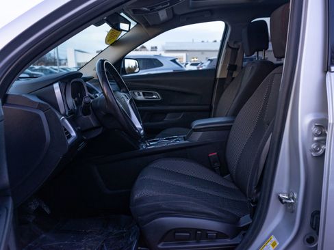 Used 2016 Chevrolet Equinox LT w/ Convenience Package image 13