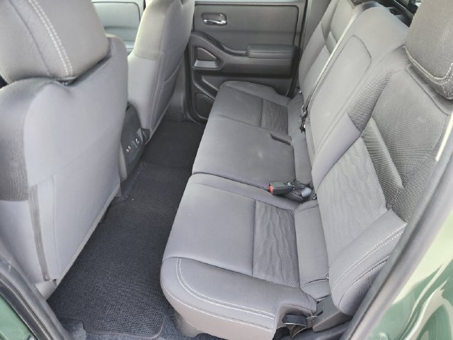 Used 2023 Nissan Frontier SV w/ SV Convenience Package AWD/4WD image 24