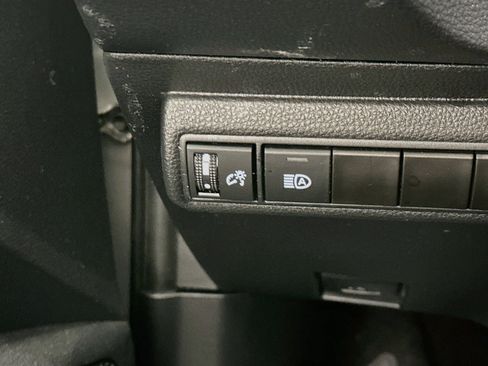 Used 2023 Toyota Corolla LE FWD image 17