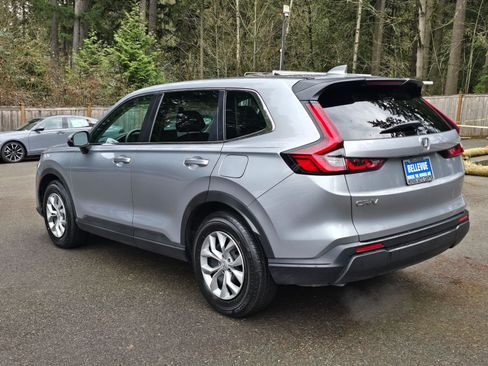 Certified 2025 Honda CR-V LX image 5