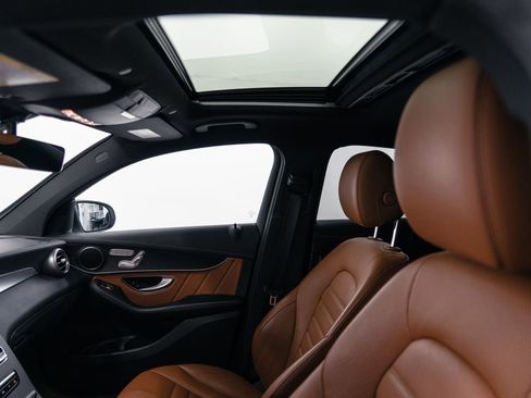 Certified 2022 Mercedes-Benz GLC 300 4MATIC Coupe image 23