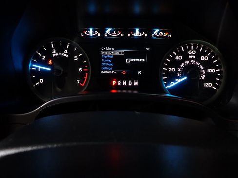 Used 2019 Ford F150 XLT w/ Equipment Group 302A Luxury image 21