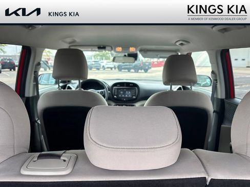 Used 2020 Kia Soul S FWD image 13