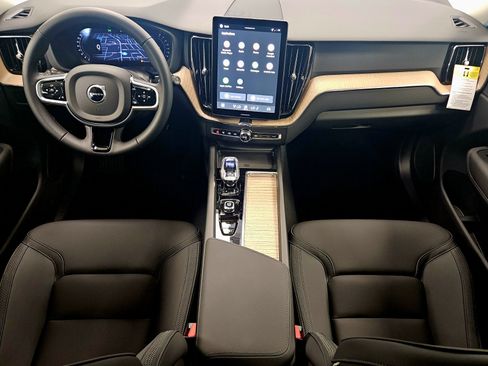 New 2026 Volvo XC60 B5 Plus w/ Protection Package Premier AWD/4WD image 15