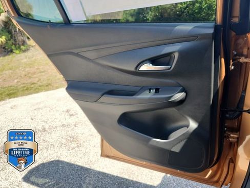 New 2026 Buick Envista Avenir FWD image 10