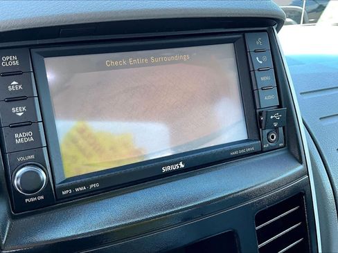 Used 2008 Dodge Grand Caravan SXT FWD image 25
