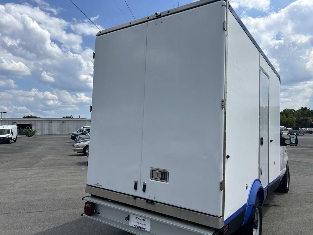 Used 2023 Ford E-350 and Econoline 350 Super Duty w/ Power Windows & Locks Group RWD image 19