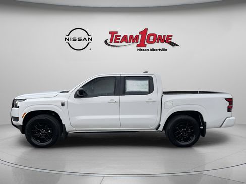 New 2026 Nissan Frontier SV image 2