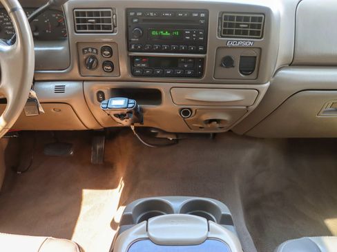 Used 2004 Ford Excursion Eddie Bauer AWD/4WD image 28