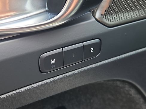 New 2026 Volvo XC40 B5 Ultra w/ Protection Package Premier image 10