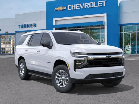 New 2026 Chevrolet Tahoe LS w/ LPO, Dark Essentials Package AWD/4WD image 7