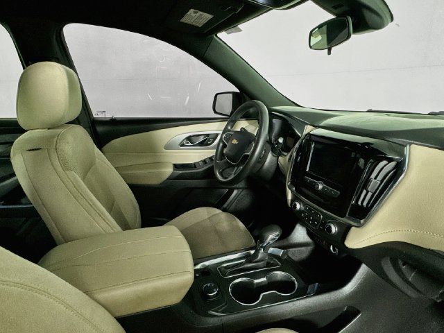 Used 2023 Chevrolet Traverse LS AWD/4WD image 26