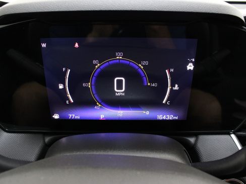 Used 2025 Chevrolet TrailBlazer LT w/ Driver Confidence Package FWD image 37