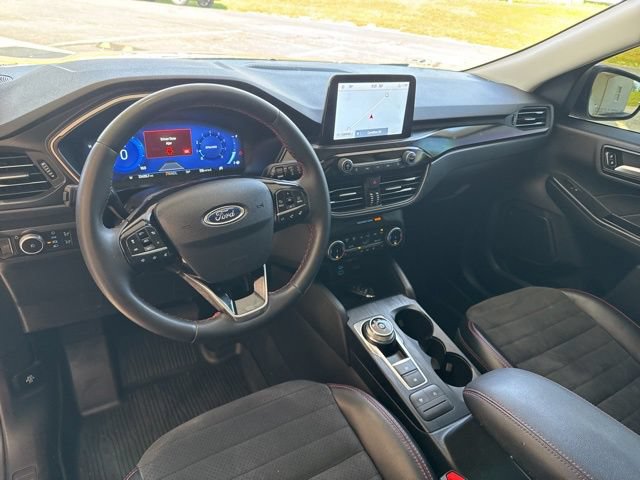 Used 2022 Ford Escape SEL w/ SEL Stealth AWD Package image 14