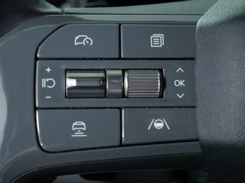Used 2024 Kia EV9 Wind AWD/4WD image 28