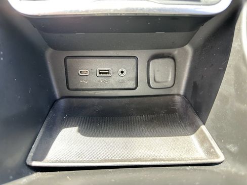 Used 2019 GMC Terrain SLE w/ Driver Convenience Package AWD/4WD image 32