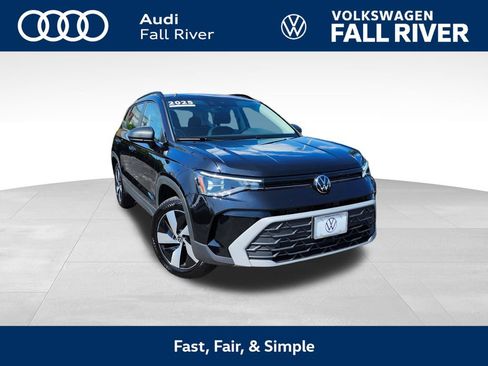 Used 2025 Volkswagen Taos S AWD/4WD image 1