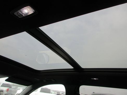 New 2026 GMC Acadia AT4 w/ Super Cruise Package image 16