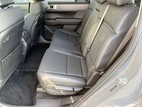 Used 2024 Hyundai Santa Fe SEL image 25