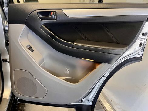 Used 2006 Toyota 4Runner SR5 AWD/4WD image 21