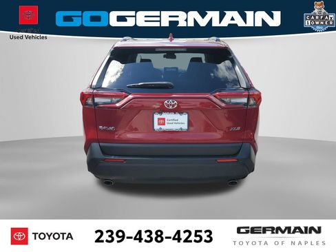 Used 2024 Toyota RAV4 XLE w/ Convenience Package FWD image 9
