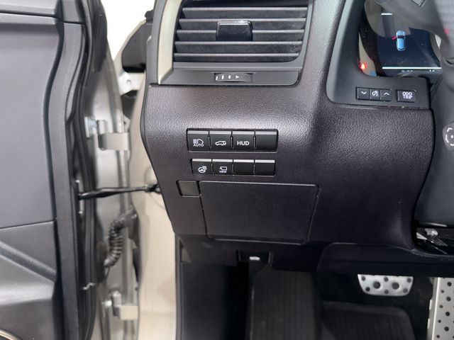 Used 2022 Lexus RX 350 F Sport w/ Accessory Package AWD/4WD image 9
