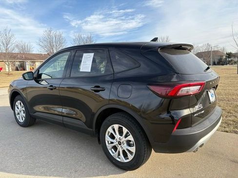 Used 2025 Ford Escape Active image 7