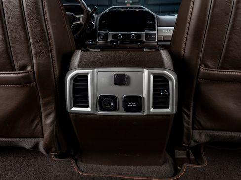 Used 2022 Ford F250 King Ranch w/ King Ranch Ultimate Package AWD/4WD image 33