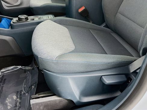 Used 2025 Ford Maverick XLT image 27