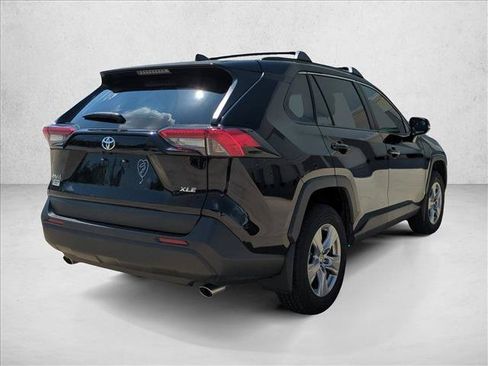 Certified 2025 Toyota RAV4 XLE FWD image 5