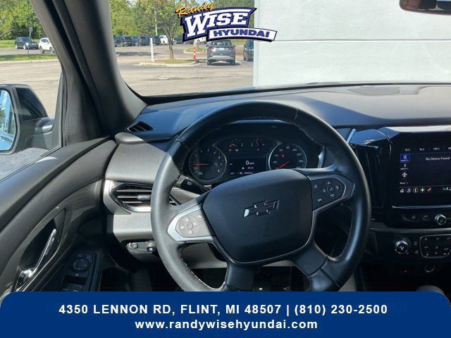 Used 2024 Chevrolet Traverse LT w/ Midnight/Sport Edition AWD/4WD image 16
