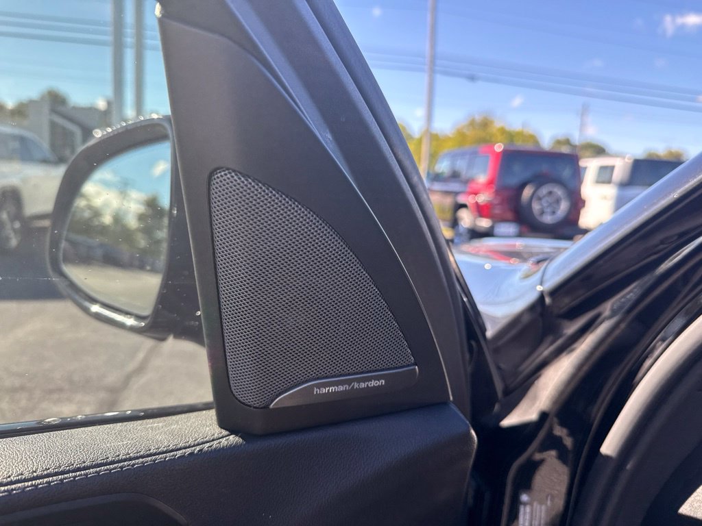 Used 2020 BMW X5 M50i w/ Premium Package AWD/4WD image 9