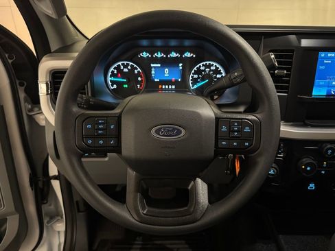 New 2026 Ford F250 XL w/ XL Chrome Package image 11