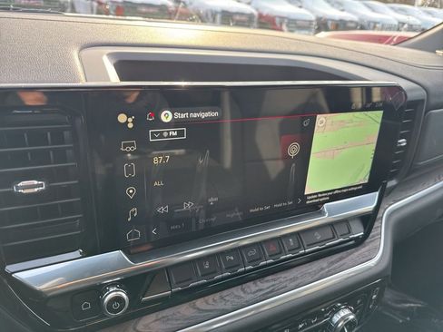 New 2026 GMC Sierra 2500 SLT w/ SLT Premium Package image 12