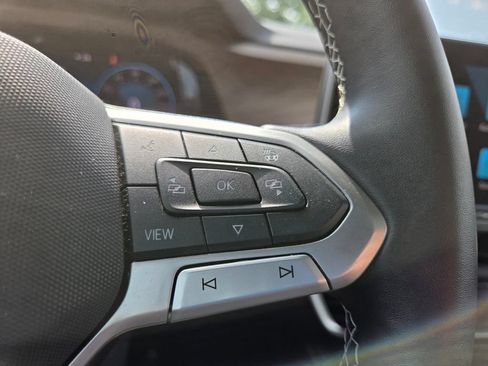 Used 2026 Volkswagen Atlas SE w/ Panoramic Sunroof Package FWD image 13