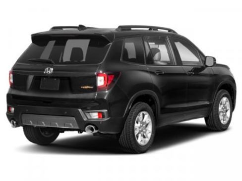 Used 2023 Honda Passport TrailSport image 2