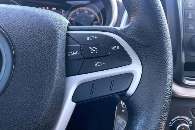Used 2016 Jeep Cherokee Sport AWD/4WD image 21