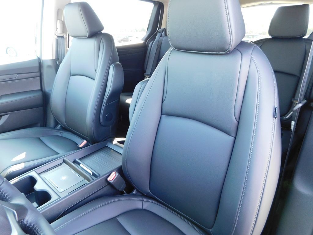 New 2027 Honda Odyssey EX-L image 16