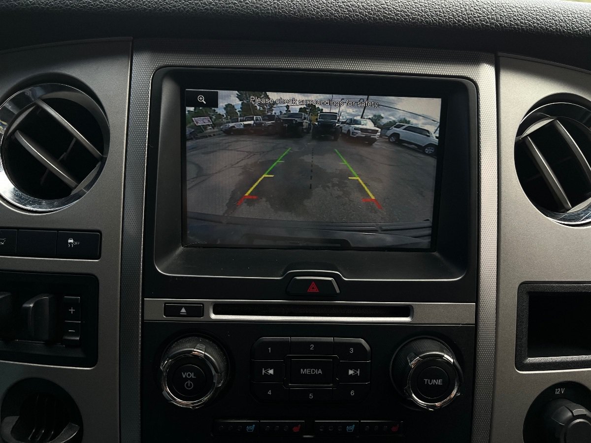 Used 2015 Ford Expedition EL XLT w/ Equipment Group 202A RWD image 14