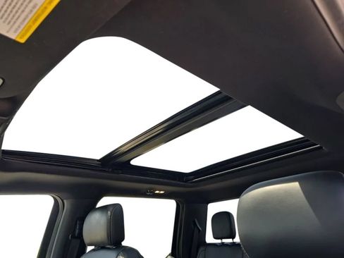 Used 2019 Ford F150 Lariat AWD/4WD image 32