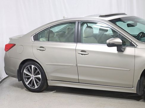 Used 2018 Subaru Legacy 2.5i Limited image 3