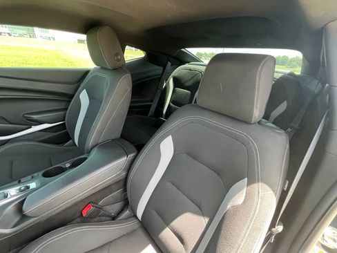 Used 2021 Chevrolet Camaro LT w/ RS Package RWD image 9