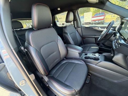 New 2026 Ford Escape ST-Line w/ Tech Pack #1 FWD image 27