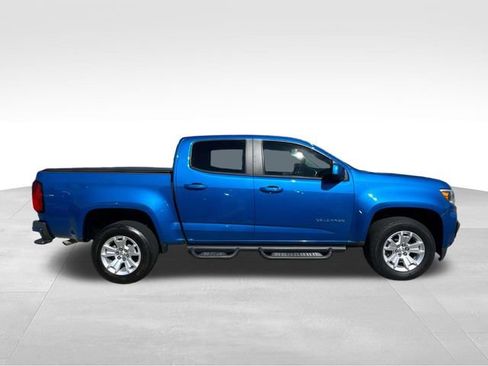 Used 2022 Chevrolet Colorado LT w/ LT Convenience Package image 11