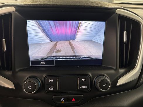 Certified 2022 GMC Terrain SLE w/ Driver Convenience Package image 14