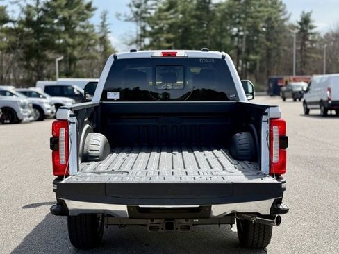 New 2025 Ford F350 Lariat w/ Lariat Ultimate Package image 6