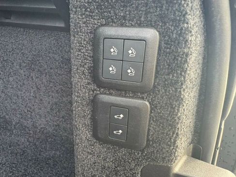 Used 2021 Land Rover Range Rover P525 Westminster Edition image 24