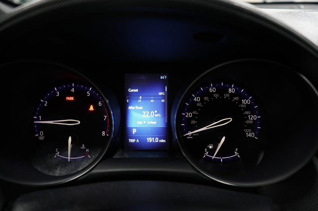 Used 2018 Toyota C-HR XLE FWD image 17