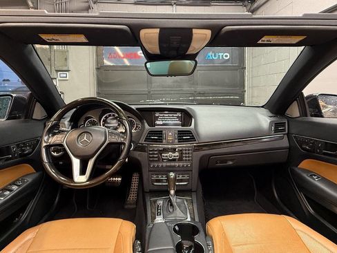 Used 2013 Mercedes-Benz E 550 Cabriolet image 11