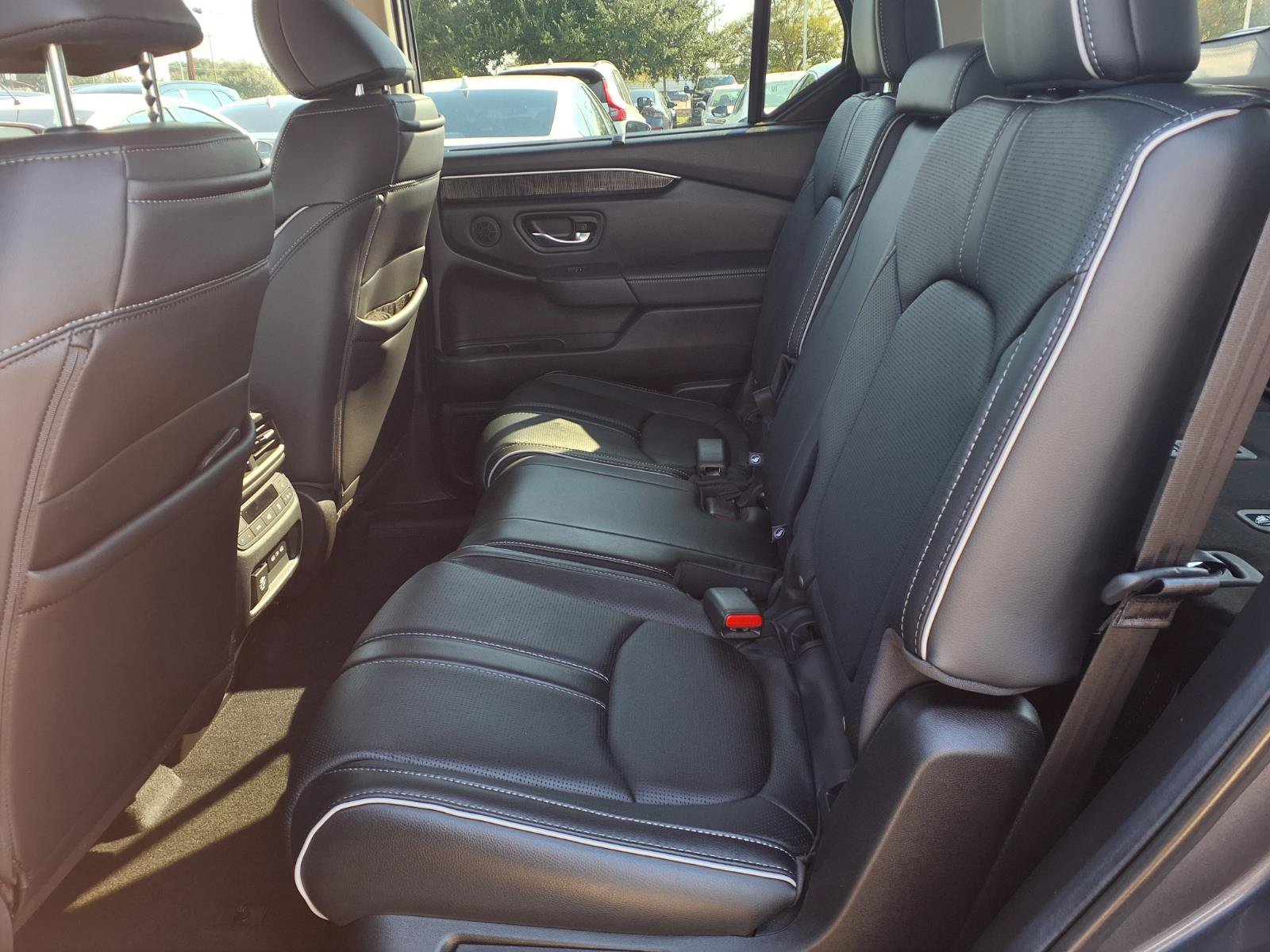 Used 2024 Honda Pilot Elite image 20